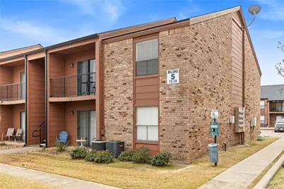 904 University Oaks Boulevard #73, College Station, TX 77840 - Photo 2
