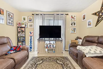 904 University Oaks Boulevard #73, College Station, TX 77840 - Photo 6