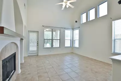 95 Douvaine Court, The Woodlands, TX 77382 - Photo 14