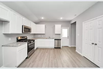 803 Jefferson Ave, Cleveland, TX 77327 - Photo 8