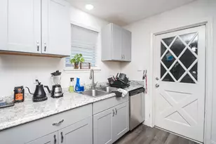 11443 Newbrook Dr, Houston, TX 77072 - Photo 12