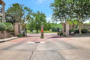 1880 White Oak Dr, Houston, TX 77009 - Photo 22