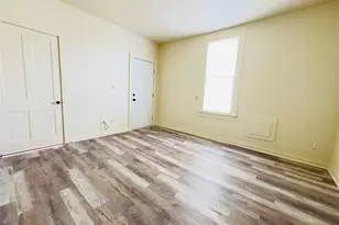 409 Botts St, Brenham, TX 77833 - Photo 10