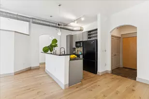 1901 Post Oak Blvd, Houston, TX 77056 - Photo 4
