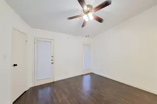 7575 Cambridge St, Houston, TX 77054 - Photo 16