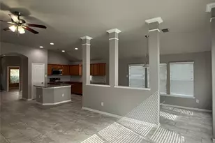 16126 Saxon Hollow Ln, Houston, TX 77084 - Photo 6