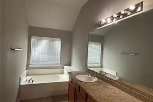 16126 Saxon Hollow Ln, Houston, TX 77084 - Photo 12