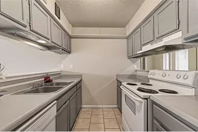 7515 Londres Drive, Houston, TX 77083 - Photo 14