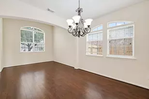 2010 Balsam Lake Ln, Pearland, TX 77584 - Photo 6