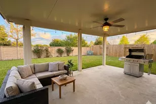 17619 Rose Summit Ln, Richmond, TX 77407 - Photo 6