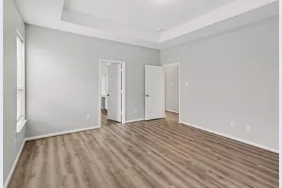 914 Brady Bend Drive, Spring, TX 77373 - Photo 16