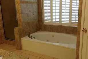 3518 Shadow Bluff Ct, Houston, TX 77082 - Photo 8