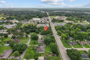 1613 S Hood St, Alvin, TX 77511 - Photo 8