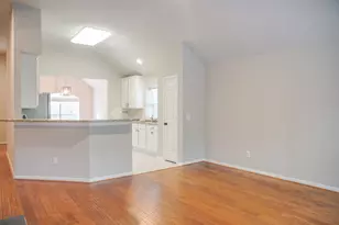91 N Willow Point Cir, The Woodlands, TX 77382 - Photo 18