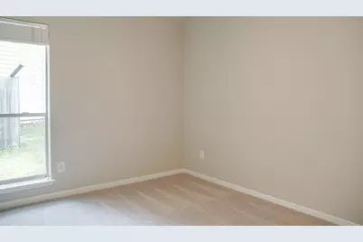 91 N Willow Point Circle, The Woodlands, TX 77382 - Photo 24