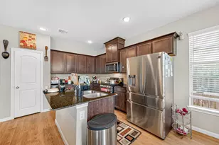 1916 Acklen Run Dr, Rosharon, TX 77583 - Photo 10