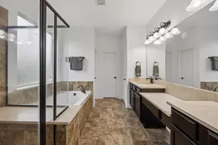 24622 Emerald Pool Falls Dr, Tomball, TX 77375 - Photo 4