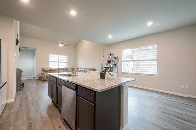 1317 Mount Bassie Trail, Conroe, TX 77301 - Photo 8