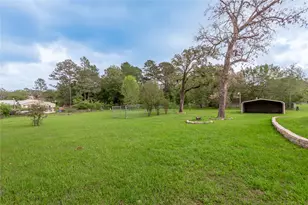 72 Oak Hill Dr, Huntsville, TX 77320 - Photo 8