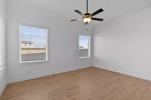 12019 Canal Vw Blvd, Mont Belvieu, TX 77523 - Photo 10