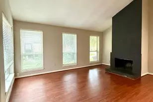 9353 Westwood Village, Houston, TX 77036 - Photo 2