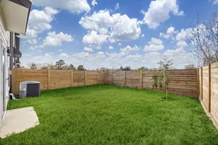 8662 Easthaven Blvd, Houston, TX 77075 - Photo 16