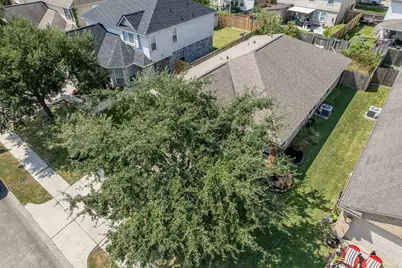 8019 Rosemary Drive, Baytown, TX 77521 - Photo 26