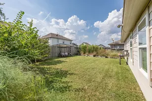 8019 Rosemary Drive, Baytown, TX 77521 - Photo 32