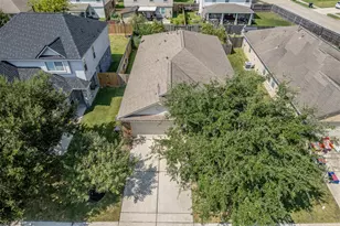 8019 Rosemary Drive, Baytown, TX 77521 - Photo 2