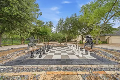 728 Crestbend Drive, Houston, TX 77042 - Photo 4