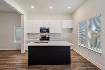 410 W Marlin St W, Willis, TX 77378 - Photo 10