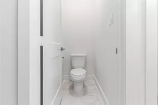 2426 Ella Blvd, Houston, TX 77008 - Photo 28