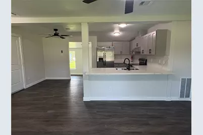 55 Periwinkle Court, Lake Jackson, TX 77566 - Photo 4