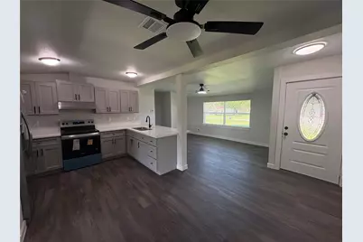 55 Periwinkle Court, Lake Jackson, TX 77566 - Photo 6
