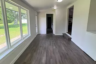 55 Periwinkle Ct, Lake Jackson, TX 77566 - Photo 18