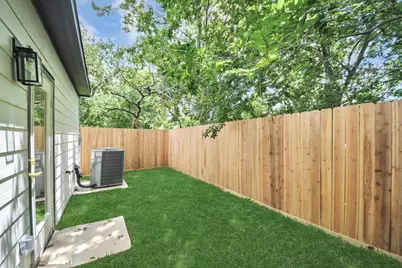3724 Rebecca Street, Houston, TX 77021 - Photo 42