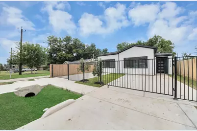 3724 Rebecca Street, Houston, TX 77021 - Photo 8