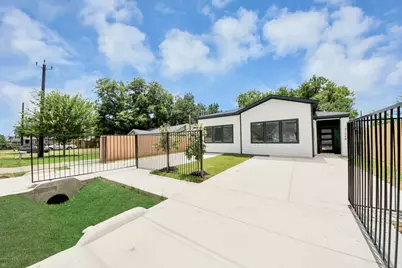3724 Rebecca Street, Houston, TX 77021 - Photo 6