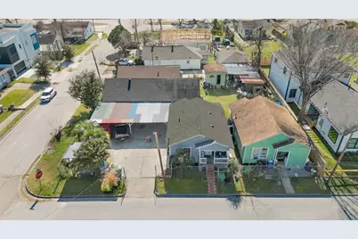 1414 Moody Street, Houston, TX 77009 - Photo 1