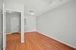 11206 Cliffwood Dr, Houston, TX 77035 - Photo 22