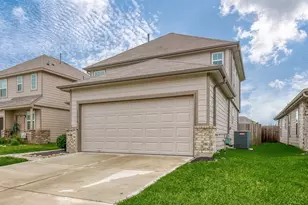17219 Quiet Song Ct, Richmond, TX 77407 - Photo 2