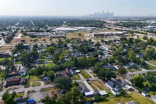 4034 Caplin St, Houston, TX 77026 - Photo 36