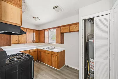 9118 Spaulding Street, Houston, TX 77016 - Photo 10