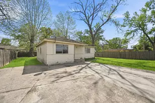 9118 Spaulding St, Houston, TX 77016 - Photo 4