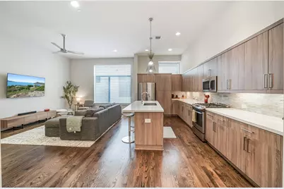 1004 California Street #203, Houston, TX 77006 - Photo 10