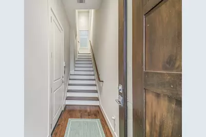 1004 California Street #203, Houston, TX 77006 - Photo 6