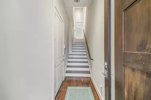 1004 California St, Houston, TX 77006 - Photo 6