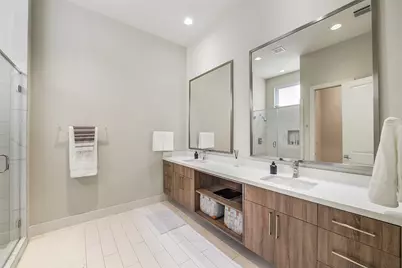 1004 California Street #203, Houston, TX 77006 - Photo 24