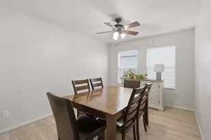 16852 Greenhouse St, Conroe, TX 77385 - Photo 10