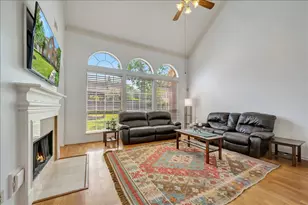 11827 Orchard Mountain Dr, Houston, TX 77059 - Photo 12